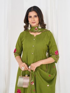 Conjunto de traje Anarkali de algodón puro para mujer con bordado multicolor y dupatta de algodón Mal |   Colección Boutique |   Proveedor al por Mayor - Product Image 5