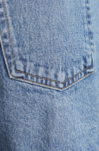 กางเกงยีนส์ขาสั้นผู้หญิงรุ่นใหม่ล่าสุดสำหรับฤดูร้อน ทรงปกติ ระบายอากาศได้ดี แห้งเร็ว เป็นมิตรต่อสิ่งแวดล้อม ล้างสีแบบ Stone Wash - Product Image 2