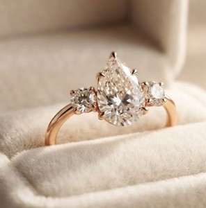 Anillo de compromiso con diamante cultivado en laboratorio, corte pera y redondo, oro macizo de 10K, 14K, 18K, diseño de joyería fina, certificado IGI, color DEE, VS, VVS - Product Image 5