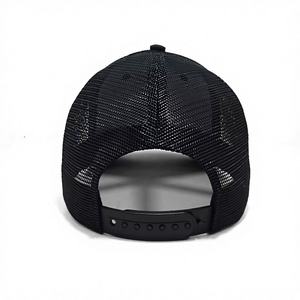 Casquette de sport respirante en maille noire avec logo brodé 3D réglable, haute qualité, confortable et tendance, fabriquée au Vietnam par un grand fournisseur - Product Image 6