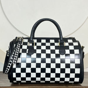 Bolso de Hombro/Bandolera de Cuero Genuino de Vaca, Diseño Floral Grabado a Mano, Precio Bajo, OEM/ODM - Product Image 6