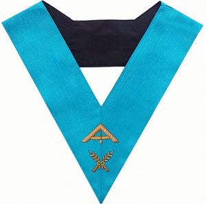 Col de garde de honneur - Rite français Groussier Moire, broderie à la main en fil de soie doré - Product Image 1