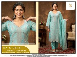 Ensemble Kurta et pantalon en tissu crépon de créateur avec dupatta, broderie lourde, tenue ethnique pour mariage et fête, avec doublure en Santoon mat - Product Image 6