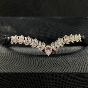 Élégante muserolle de cheval en cristal rose en forme de V, cousue main, personnalisable, en cuir véritable, à changement rapide, pour l'équitation, avec strass - Product Image 3