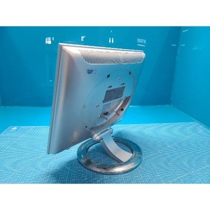 Écran LCD LG FLATRON L1520B L1520BM.AUKRG d'occasion – Pièces détachées d'équipement semi-conducteur ancien - Product Image 4