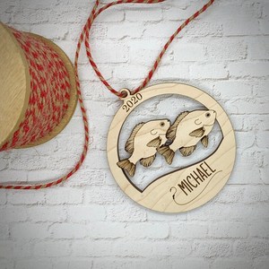 Adorno Navideño de Madera con Forma de Santa Claus, Hecho a Mano, con Acabado Artesanal - Product Image 1