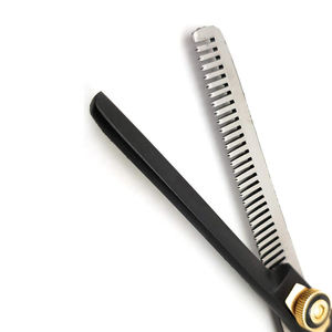 Kit de ciseaux de barbier ZARNAB SURGICAL de haute qualité, revêtement titane noir, pour droitiers, pointe arrondie, 28 dents, manche court - Product Image 3