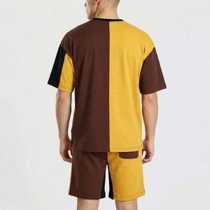 Conjunto Casual de Verano para Hombre, Camiseta de Cuello Redondo con Bloques de Color Marrón y Amarillo, con Pantalones Cortos a Juego, Tejido Transpirable - Product Image 2