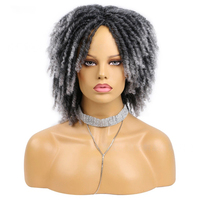 Vente en gros de perruques en fibres synthétiques Miareo avec logo personnalisé, pour usage en salon, tresses teintées à trame unique, alternative aux cheveux tressés.