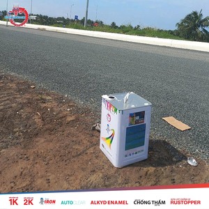 Revêtement liquide à haute couverture d'origine vietnamienne 1K pour la résistance à long terme des routes et des meubles et une forte capacité d'adhérence - Product Image 2