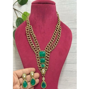 Ensemble collier et boucles d'oreilles en moissanite plaqué or de qualité supérieure, glamour, pour femmes, cadeau traditionnel de mariage - Product Image 1
