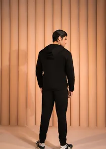 เสื้อฮู้ดซิปผู้ชายสีดำ ทรงปกติ สวมใส่สบาย ผลิตจากผ้าโพลีเอสเตอร์ถัก เหมาะสำหรับใส่ในฤดูใบไม้ร่วง - Product Image 3