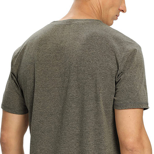 เสื้อยืดผู้ชายทรงหลวมสไตล์ลำลองสำหรับฤดูร้อนใหม่ ดีไซน์ตัวอักษรด้านหน้า แห้งเร็ว น้ำหนักเบา ผ้าฝ้าย 100% ทออย่างดี รับสกรีนโลโก้ - Product Image 4