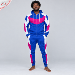 Chándal con Capucha para Hombre, Diseño Profesional, Confeccionado con Materiales de Calidad, Ofrece un Ajuste Cómodo y Cálido - Product Image 4