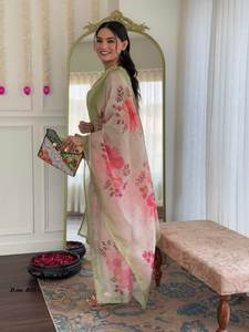 Nuevo Conjunto Reversible de Kurti, Pantalón y Dupatta Casual en Color Pista, Tela de Rayón Pesado con Estampado Digital de Seda Chancery - Product Image 6