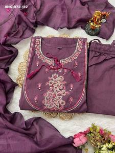 Proveedor de la India de la colección de Kurti-Pantalón-Dupatta Anarkali largo listo para usar, de algodón puro de alta calidad con bordado de hilo. - Product Image 2