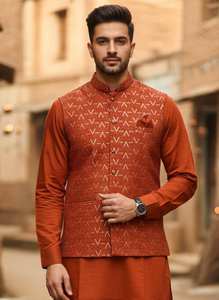 Ensemble kurta et pantalon en soie romaine de créateur pour homme, avec koti brodé de sequins, prêt-à-porter, infroissable, pour occasions festives - Product Image 3