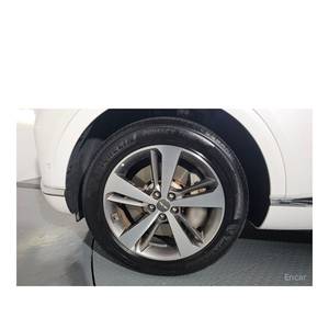 Genesis GV80 2.5T 2024, Gasolina, 2WD, con Caja de Cambios Automática, Asientos de Cuero, Cámara Trasera - 79,579 km - Product Image 5