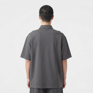 เสื้อโปโลชายคุณภาพดี พิมพ์โลโก้ตามสั่ง สีเทาชาร์โคลทันสมัย พร้อมโลโก้แบบกำหนดเอง - Product Image 3