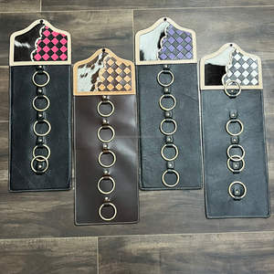 Soporte para Bufandas de Cuero Vacuno con Diseño a Cuadros, Hecho a Mano, con Anillos Metálicos, Decoración Rústica de Pared Estilo Western para Bufandas y Accesorios - Product Image 5