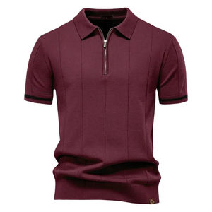 เสื้อโปโลผู้ชายทรงสลิมฟิต แขนสั้น สีพื้น แต่งขอบตัดกัน สไตล์ลำลอง สีเบอร์กันดี - Product Image 1