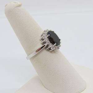 Bague en saphir noir en argent sterling, bague en pierre précieuse foncée, bijou élégant, cadeau pour femme, style vintage - Product Image 4
