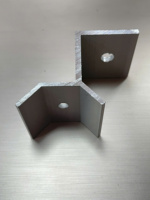 Pince de fixation pour tôle ondulée solaire en aluminium V22 avec coussinet EPDM et attaches pour système de montage sur toit métallique