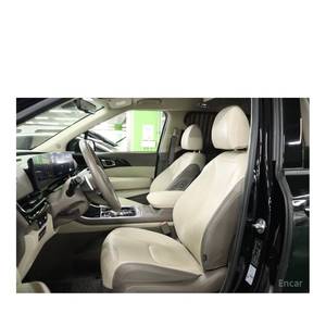 Kia Carnival 2024, Limousine haut de gamme 9 places, essence, boîte automatique, sièges en cuir, caméra de recul, 18 269 km - Product Image 6