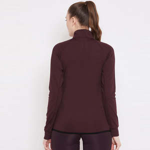 Haut de yoga à manches longues de couleur unie avec col montant et fermeture éclair sur le devant, avec poches, séchage rapide, vêtements de sport actifs - Product Image 3