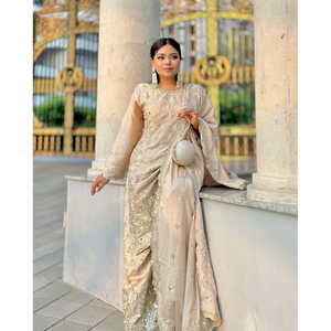 Conjunto de Top, Pantalón y Dupatta para Mujer de Diseñador con Trabajo Artesanal de Espejo Real - Product Image 6