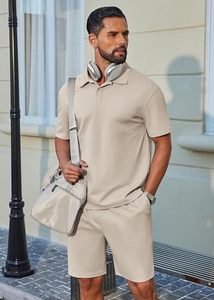 Conjunto Deportivo Casual Verde Menta para Hombre, Camiseta de Manga Corta, Pantalones Cortos Cargo, Transpirable, Color Sólido, Cuello Redondo, Corte Holgado, Ropa de Verano - Product Image 3