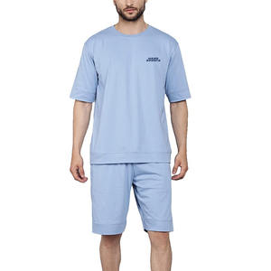 Ensemble T-shirt et short personnalisés avec logo, tissu doux, vêtements de sport pour équipe, ensemble respirant T-shirt et short - Product Image 1