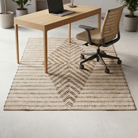 Handgefertigter, handgewebter, moderner Jute-Teppich, rutschfest, dick, mittelhohes Flor, beige-braun, geometrisches Chevron-Muster, strukturierter Teppich