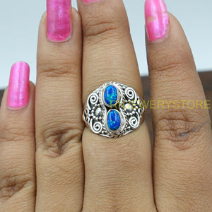 Bague délicate en opale, argent sterling 925, bague statement, bague faite à la main, design unique, bijoux en opale, cadeau de Noël pour femme - Product Image 4