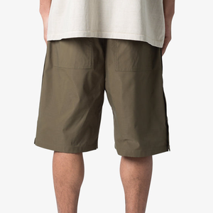 Nuevos pantalones cortos personalizados al por mayor para hombre, de algodón liso, con cintura elástica, cómodos para gimnasio y correr. - Product Image 4