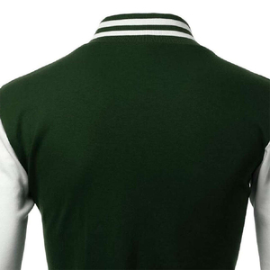 Chaqueta Gruesa con Capucha Estilo Universitario Unisex Verde Bosque y Blanco, Ribete a Rayas, Cierre de Cremallera, Corte Ajustado, Ropa Urbana, Ecológica - Product Image 4