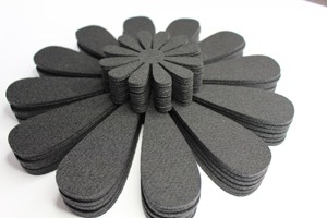 Ensemble de sous-verres en bois en forme de fleur noire, design floral élégant, pour la maison, le bureau, la décoration de table, le café, le thé et les cadeaux - Product Image 5