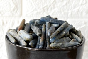 Wholesale Bulk Blue Kyanite Tumbled Stones Semi Precious Crystal Gravel <b>Stone</b> For Home Decor <b>Art</b> - Product Image 5