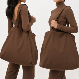 Sac fourre-tout en toile de coton marron avec longue sangle, logo personnalisé, réutilisable pour la plage, les courses et les voyages - Product Image 1