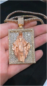 Colgante con Nombre de Jesús en Oro Amarillo con Incrustaciones de Diamantes Moissanite VVS, Personalizado, de Alta Calidad, Oro 18K y Plata 925, Joyería Fina para Hombre - Product Image 3