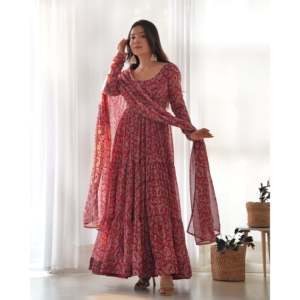 Magnifique robe Anarkali en coton pour les fêtes, taille XS, avec pantalon et dupatta assortis - Product Image 4