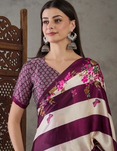 Sari de Mezcla de Seda con Estampado Floral Paisley y Estampado Geométrico Estilo Bollywood KV - Product Image 1