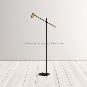 โคมไฟตั้งพื้นหรูหราพร้อมก้านโลหะสีดำแบบปรับได้ไฟฉายสีทองดีไซน์รูปตัวทีเหมาะสำหรับโคมไฟห้องนอนและห้องนั่งเล่น - Product Image 3