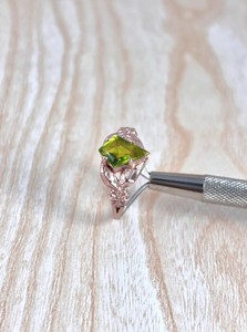 Bague de fiançailles en péridot taillé en forme de cerf-volant, inspirée de la nature gothique, faite à la main, en forme de vigne, pour femme, bijoux en argent sterling - Product Image 6