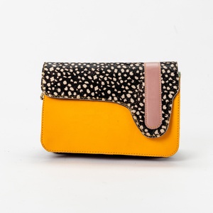 Sac à bandoulière en cuir recyclé à imprimé animal unique pour femmes multicolores élégantes Nouvelle arrivée Sac à main de style occidental - Product Image 2