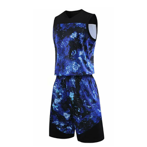 Camiseta de Baloncesto Estilo Reino Unido, 180GSM, Poliéster, Secado Rápido, Protección UV, Transpirable, Uniformes de Equipo, Ropa Deportiva Sublimada Personalizada - Product Image 1