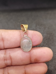 Colgante de Latón con Cabujón Ovalado de Prehnita, Joyería de Piedra Preciosa Verde Natural al por Mayor - Product Image 4