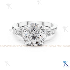 Anillo de Compromiso de 3 Piedras, Corte Redondo y Baguette, Oro Sólido, Diamante CVD Cultivado en Laboratorio - Product Image 6