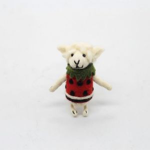 Adorno Navideño de Cordero Tejido a Mano con Suéter Rojo de Lunares y Bufanda Verde, Decoración Animal Adorable para el Árbol - Product Image 4