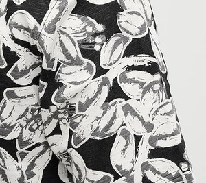 T-shirt respirant sublimé pour homme, imprimé intégral avec motifs variés, idéal pour les boutiques européennes branchées - Product Image 3